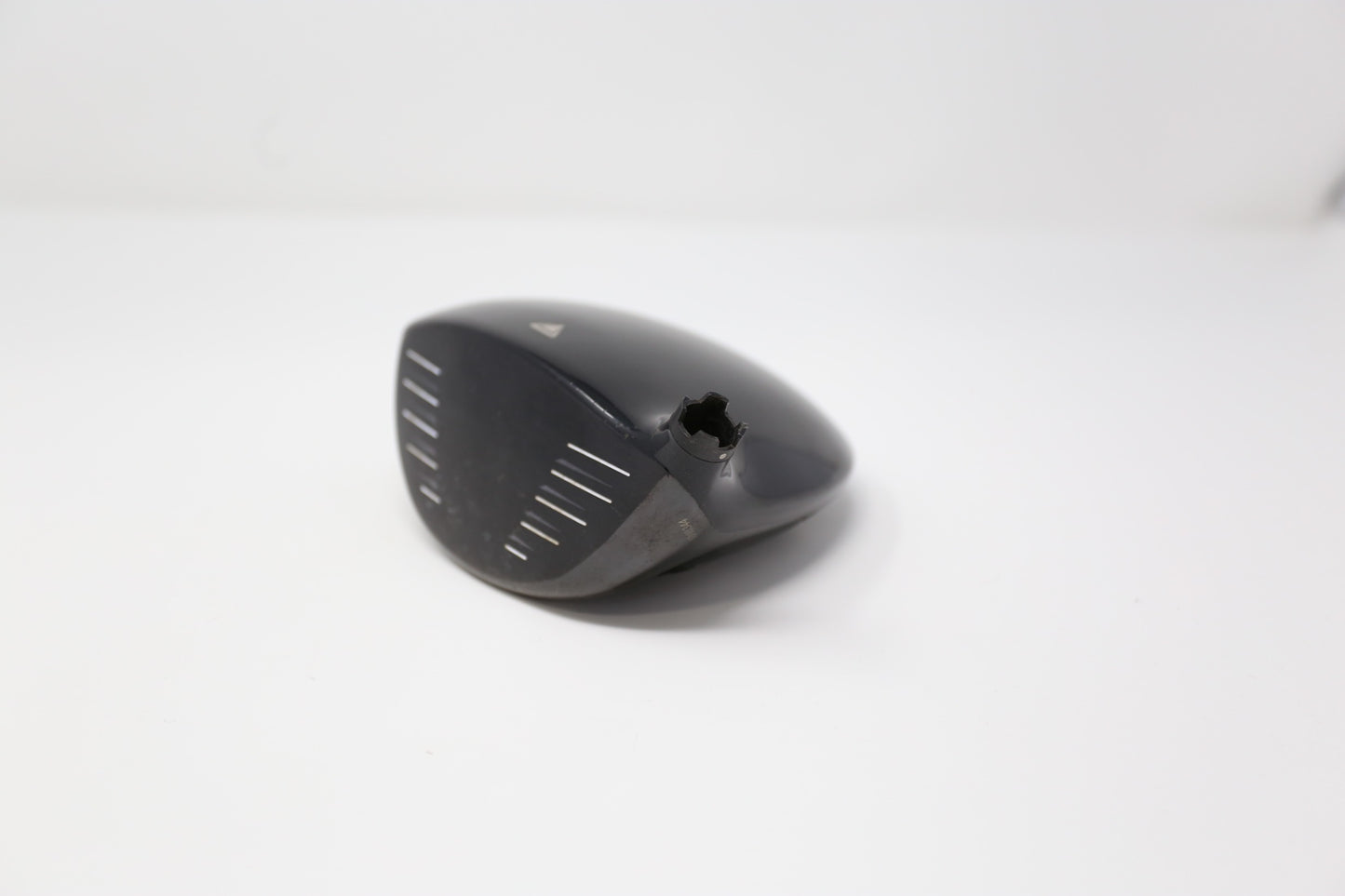 Used Titleist 915 D2 Driver - HEAD ONLY - Right-Handed - 9.5 Degrees-Next Round