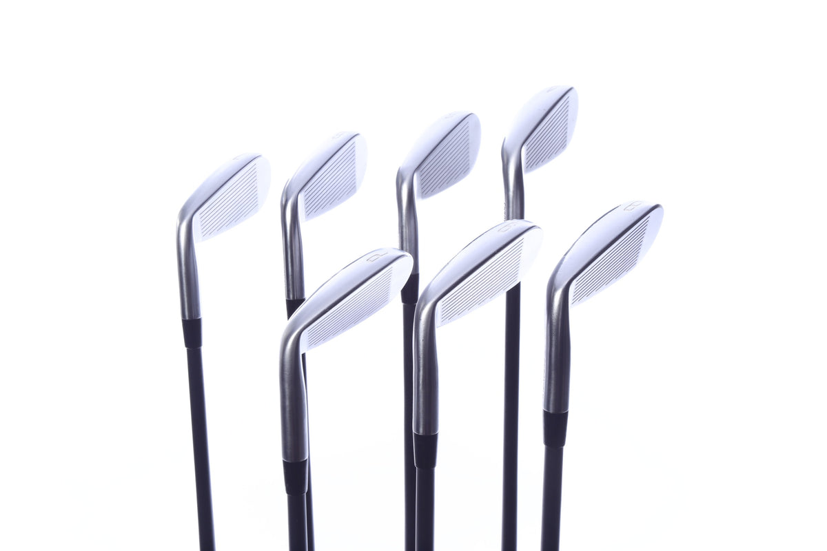 Used Mizuno JPX 919 Hot Metal Iron Set - Right-Handed - 4-PW - Seniors Flex
