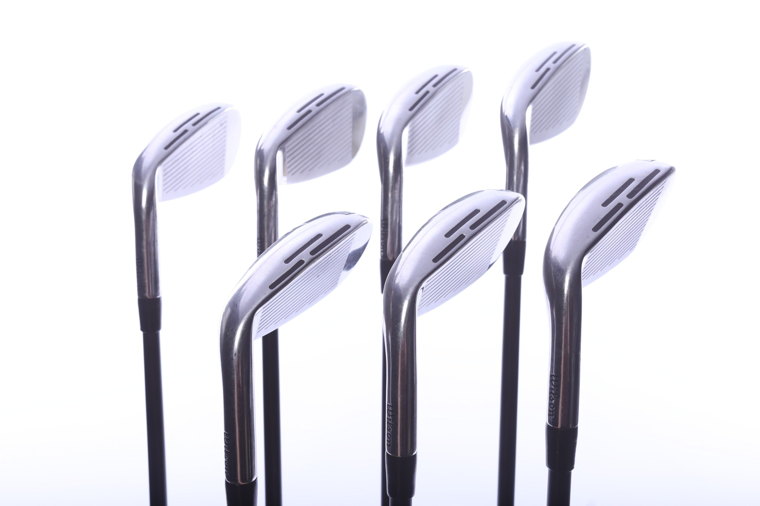 Used Wilson Dynapwr Iron Set - Right-Handed - 4-PW - Stiff Plus Flex