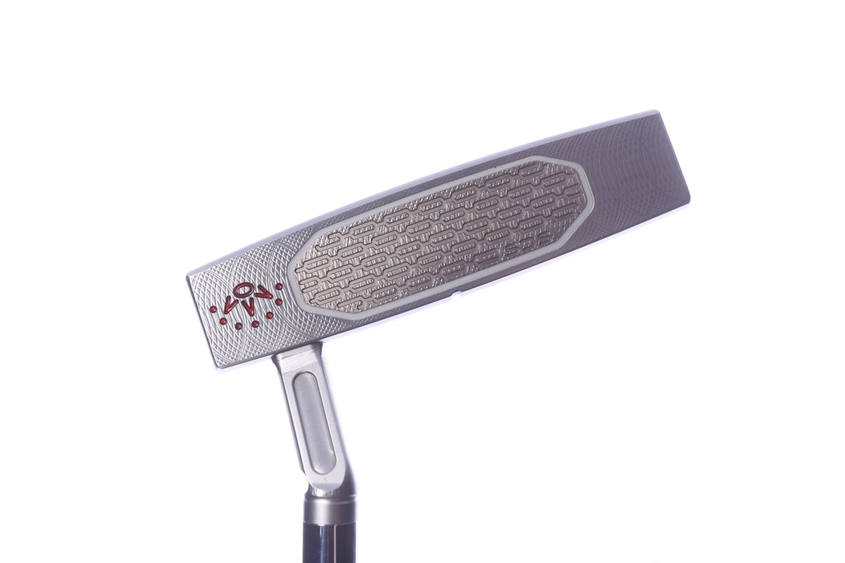 Used Titleist Scotty Cameron 2025 Studio Style Fastback 1.5 Putter - Right-Handed - 35 in - Mallet