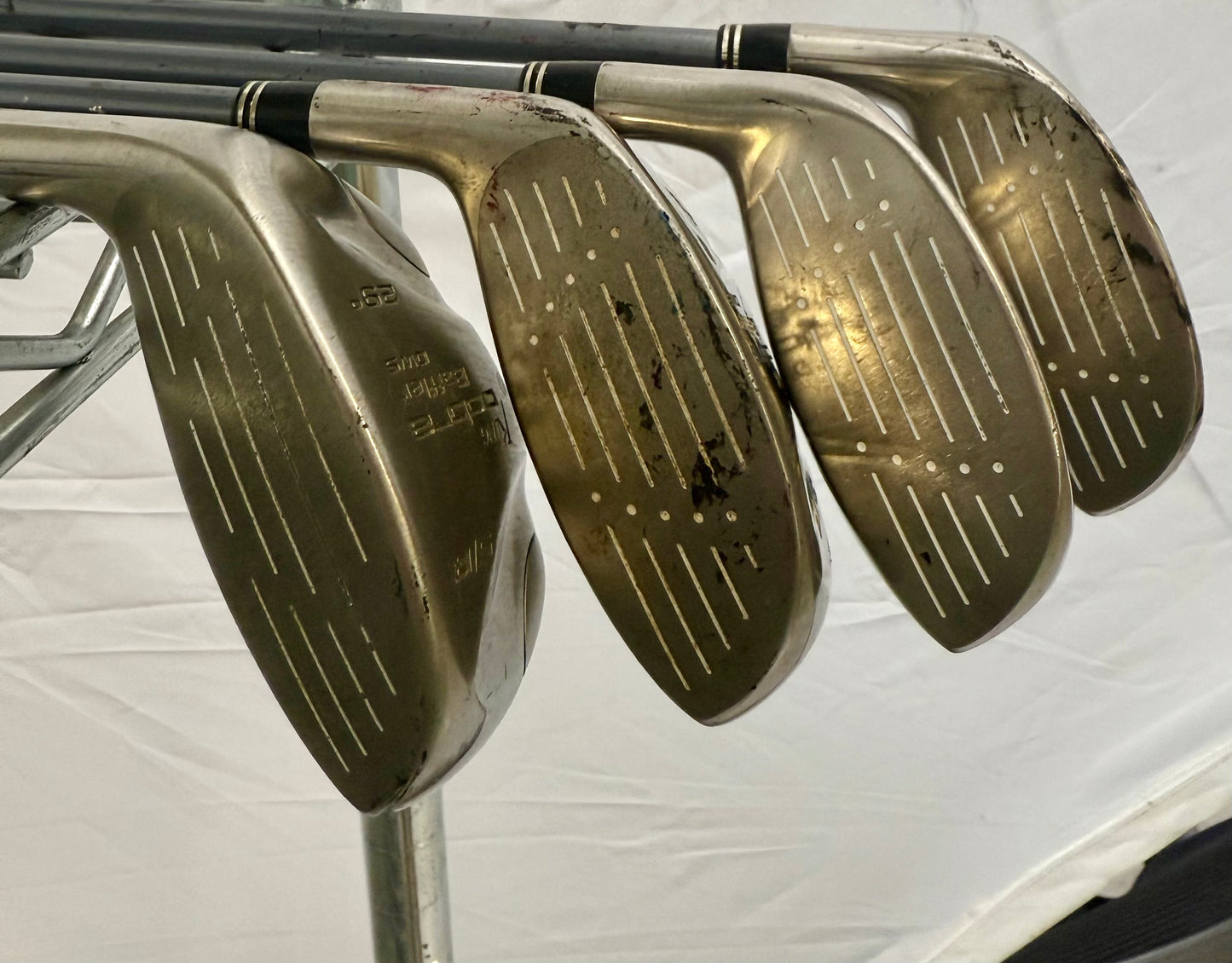 Wholesale Lot of 30 Golf Clubs - Cobra Baffler Hybrids-Next Round