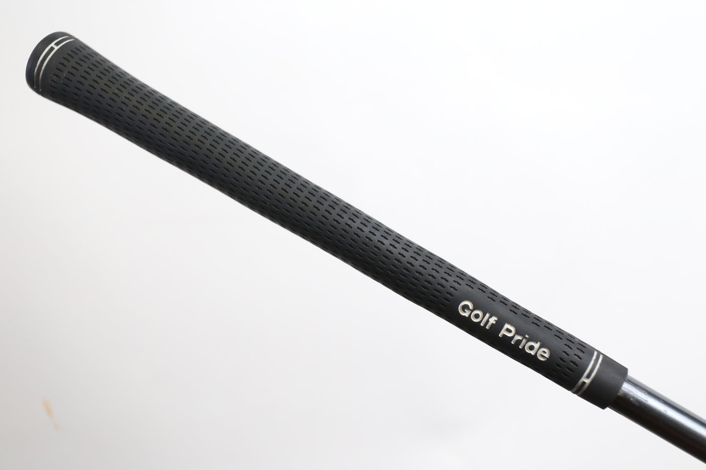 Used Titleist 975D Driver - Right-Handed - 8.5 Degrees - Stiff Flex