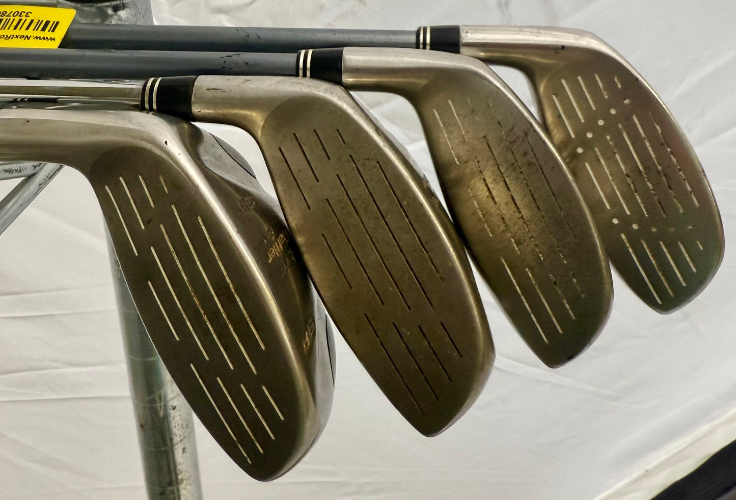 Wholesale Lot of 30 Golf Clubs - Cobra Baffler Hybrids-Next Round
