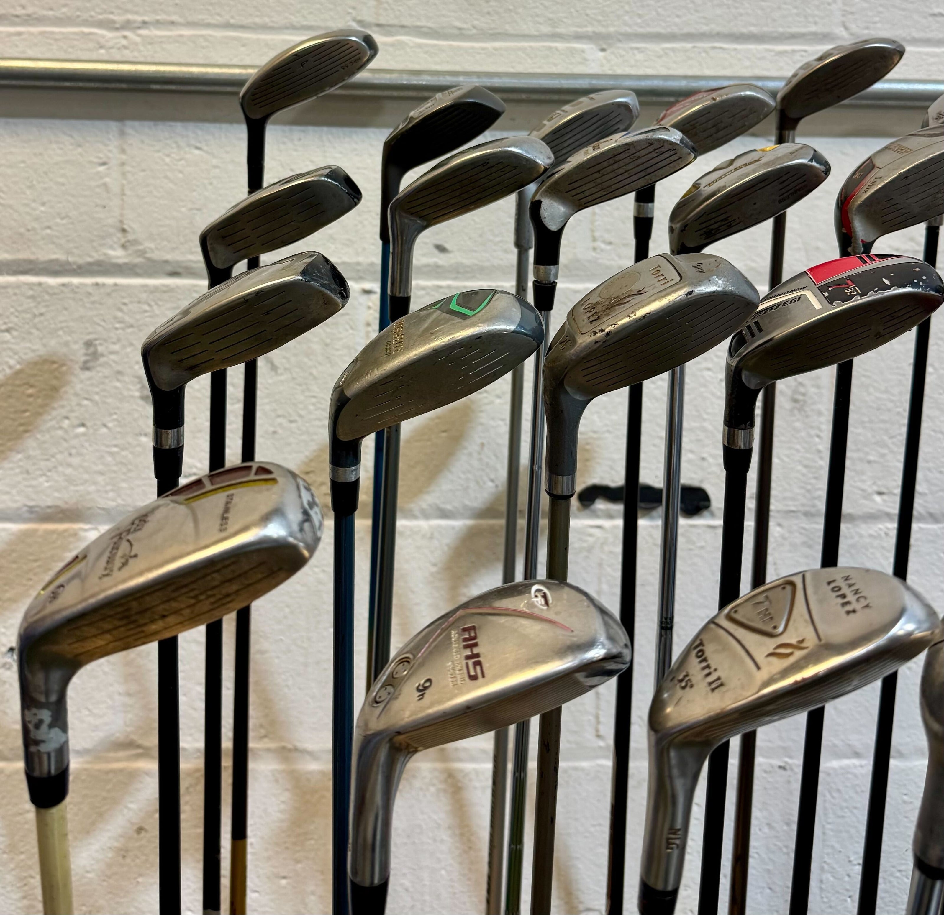 Wholesale Lot of 40 Golf Clubs - Assorted Hybrids-Next Round