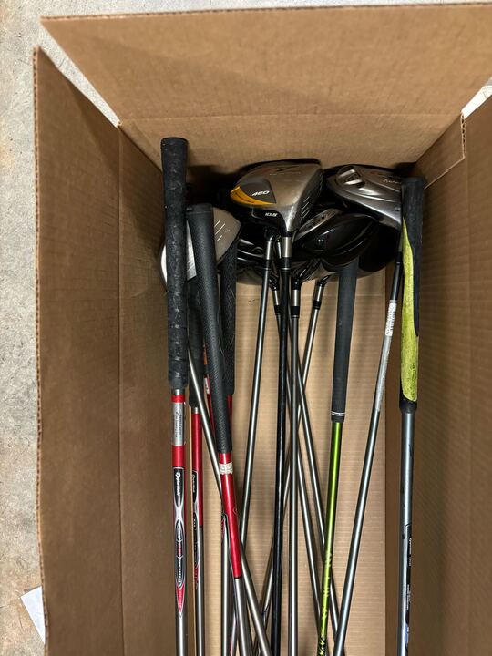 Wholesale Lot of 15 TaylorMade r5 Dual Drivers-Next Round