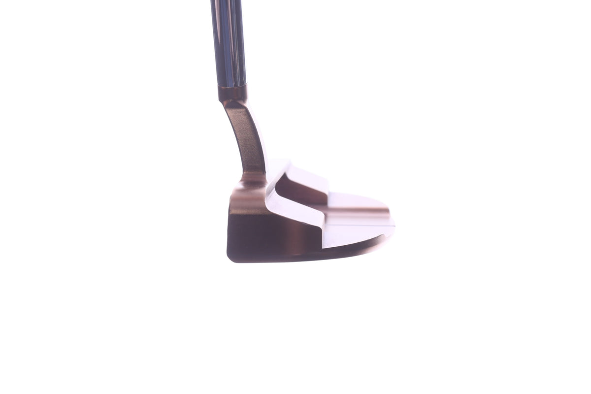 Used Bettinardi 2023 Queen B 11 Putter - Right-Handed - 35 in - Mid-mallet