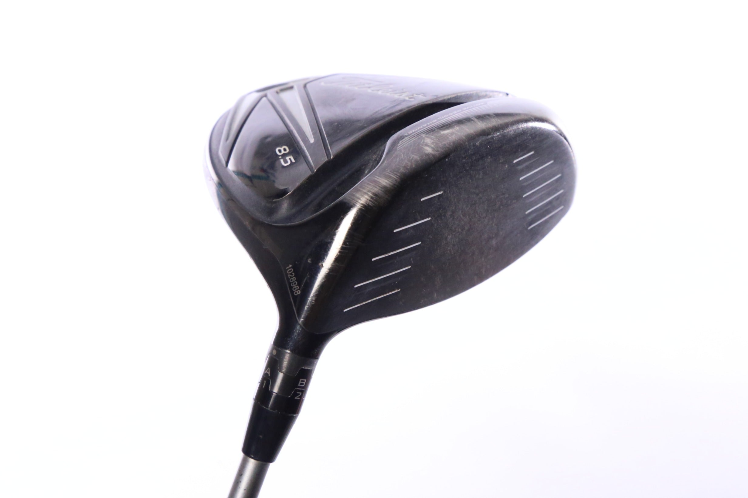 Used Titleist 915 D2 Driver - 8.5 Degrees - Stiff Flex Mitsubishi Diamana - Right-Handed