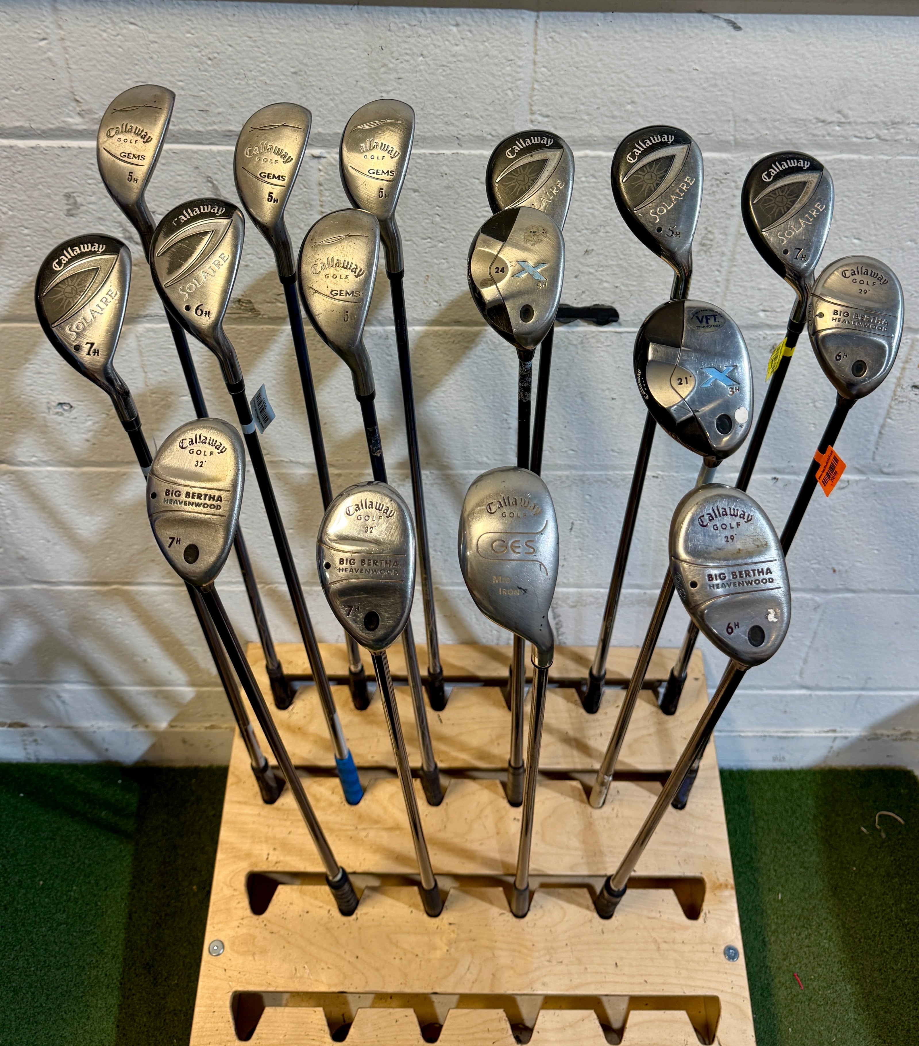Wholesale Lot of 40 Golf Clubs - Callaway Hybrids-Next Round