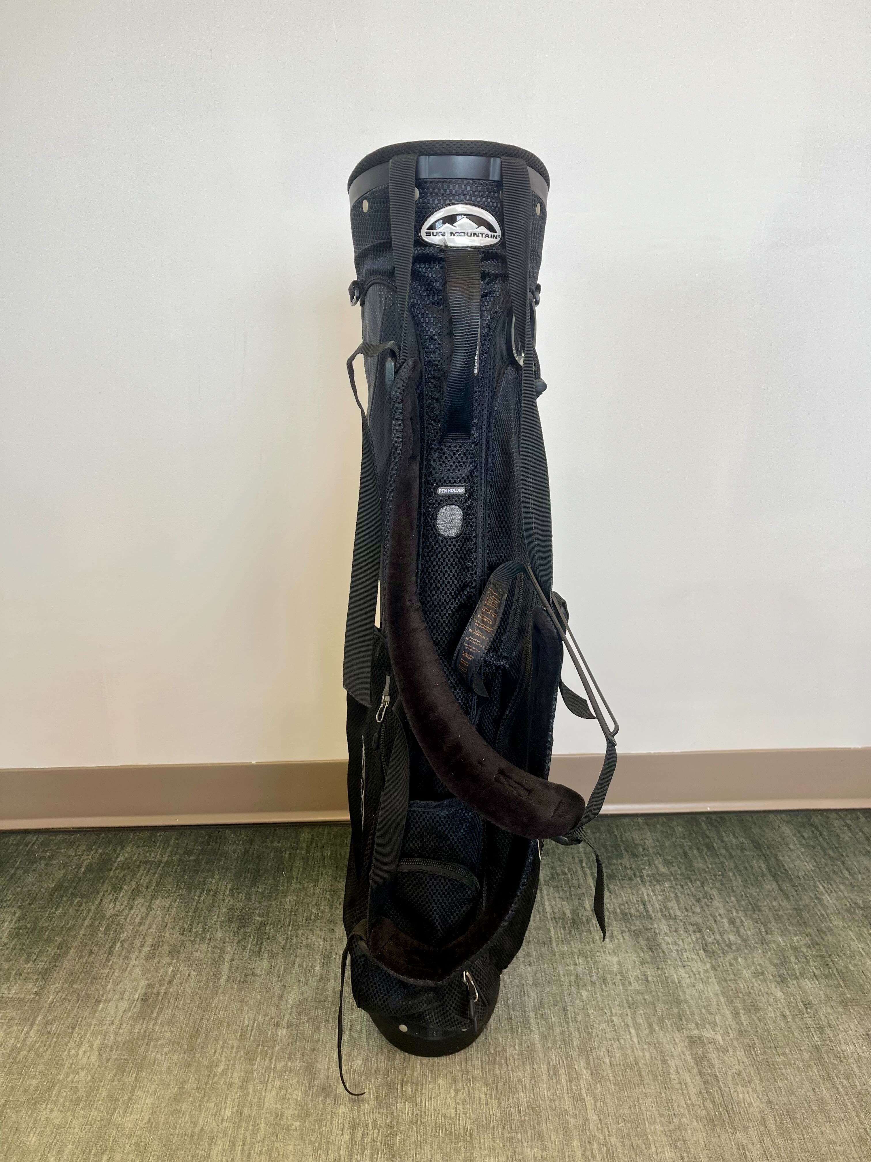 Sun Mountain Sunday Golf Bag Black 4 Dividers/4 pockets with Strap and Rain Cover-Next Round