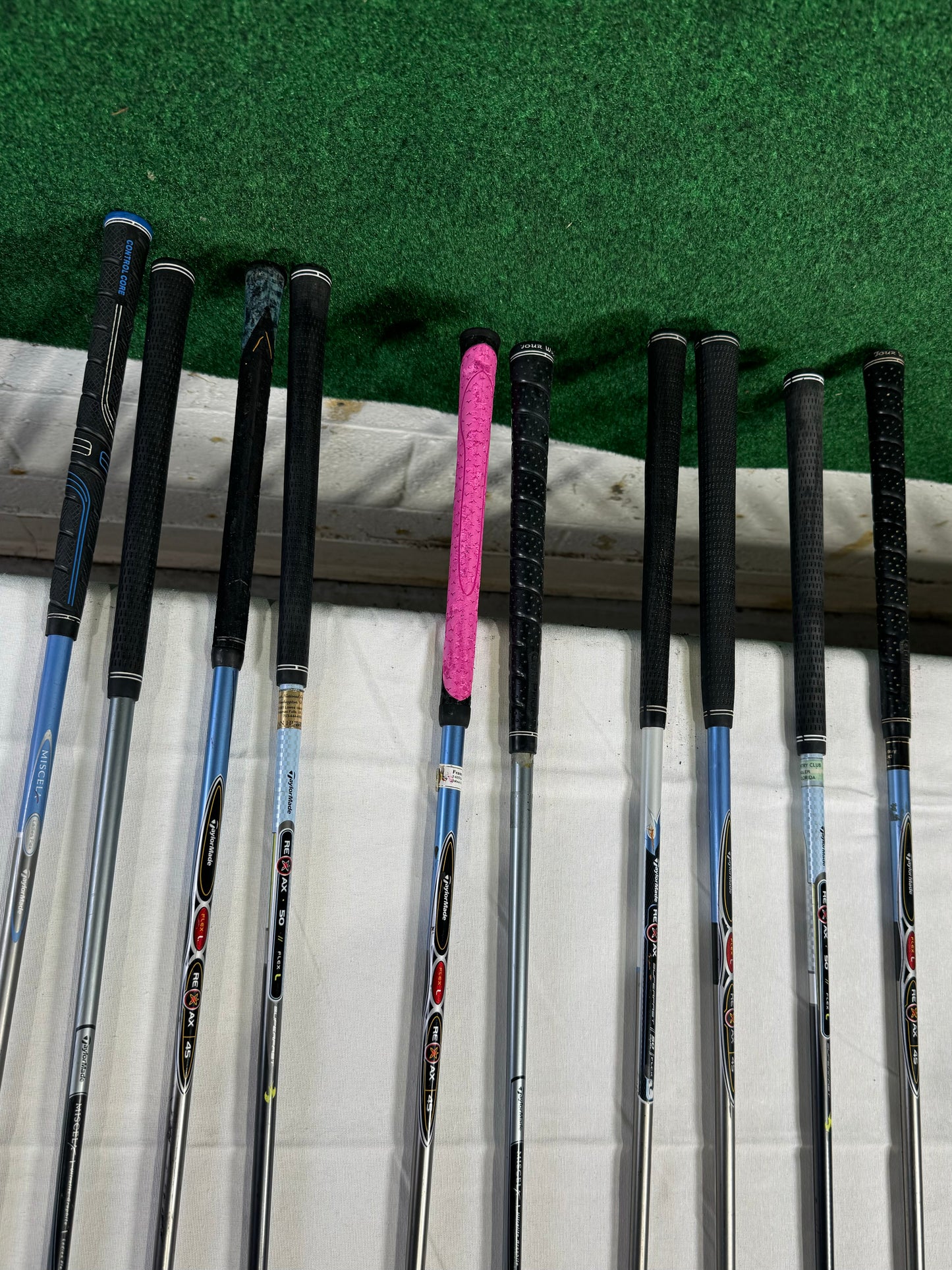Wholesale Lot of 20 Golf Clubs - TaylorMade Ladies Hybrids-Next Round