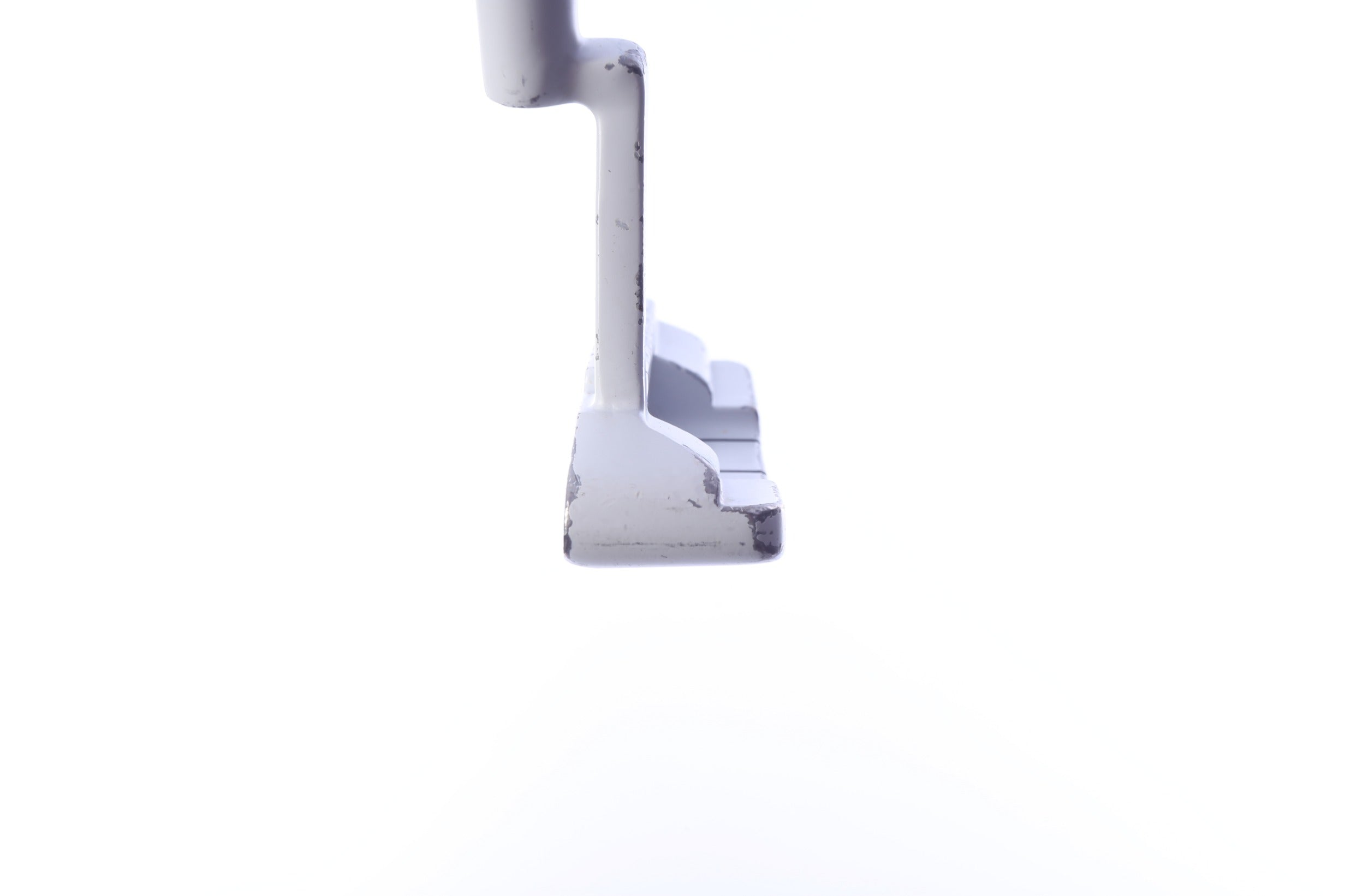 Used TaylorMade White Smoke IN12 Putter - Right-Handed - 35 in - Blade