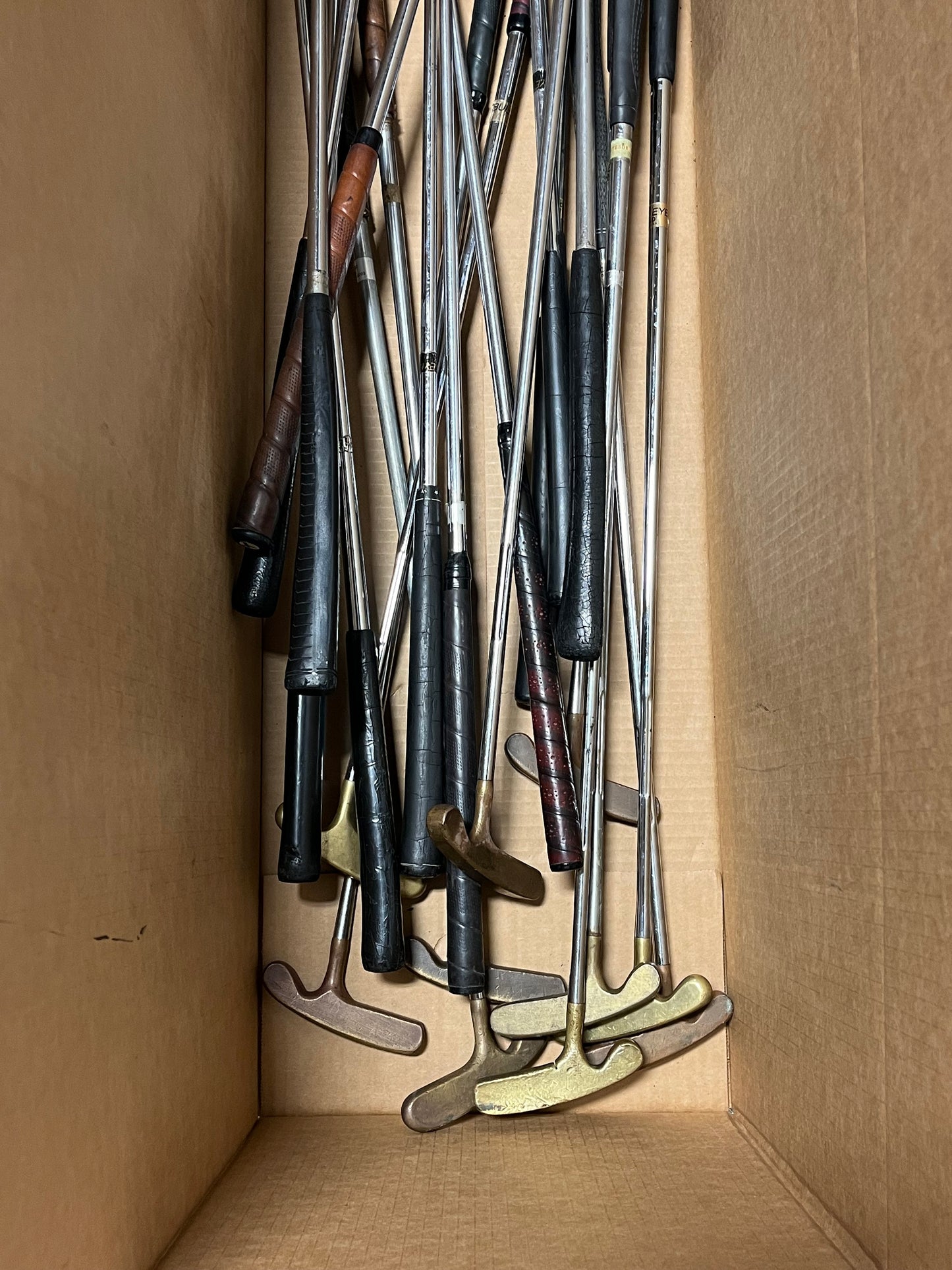 Wholesale Lot of 20 Titleist Bullseye Putters-Next Round
