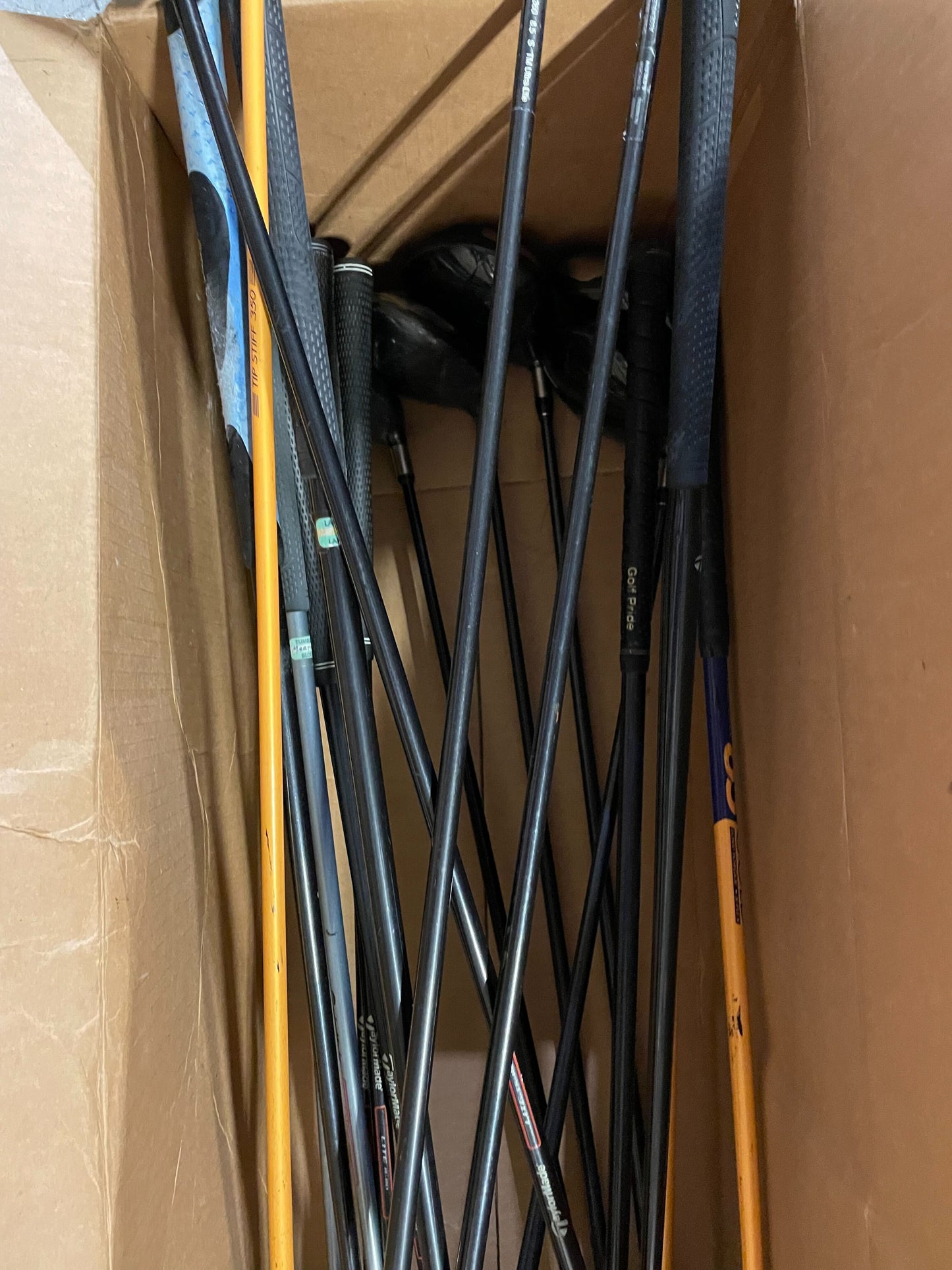 Wholesale Lot of 20 TaylorMade 320 Ti & 360 Ti Drivers