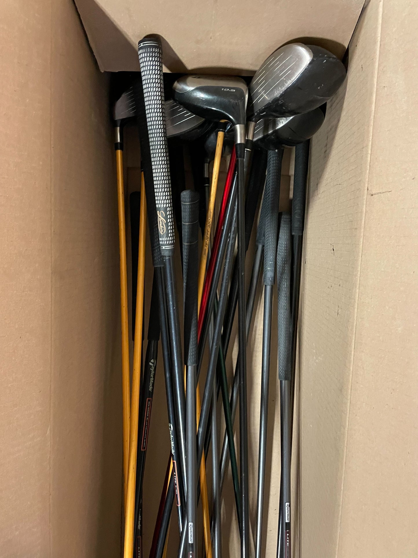 Wholesale Lot of 20 TaylorMade 200 & 300 Series Drivers