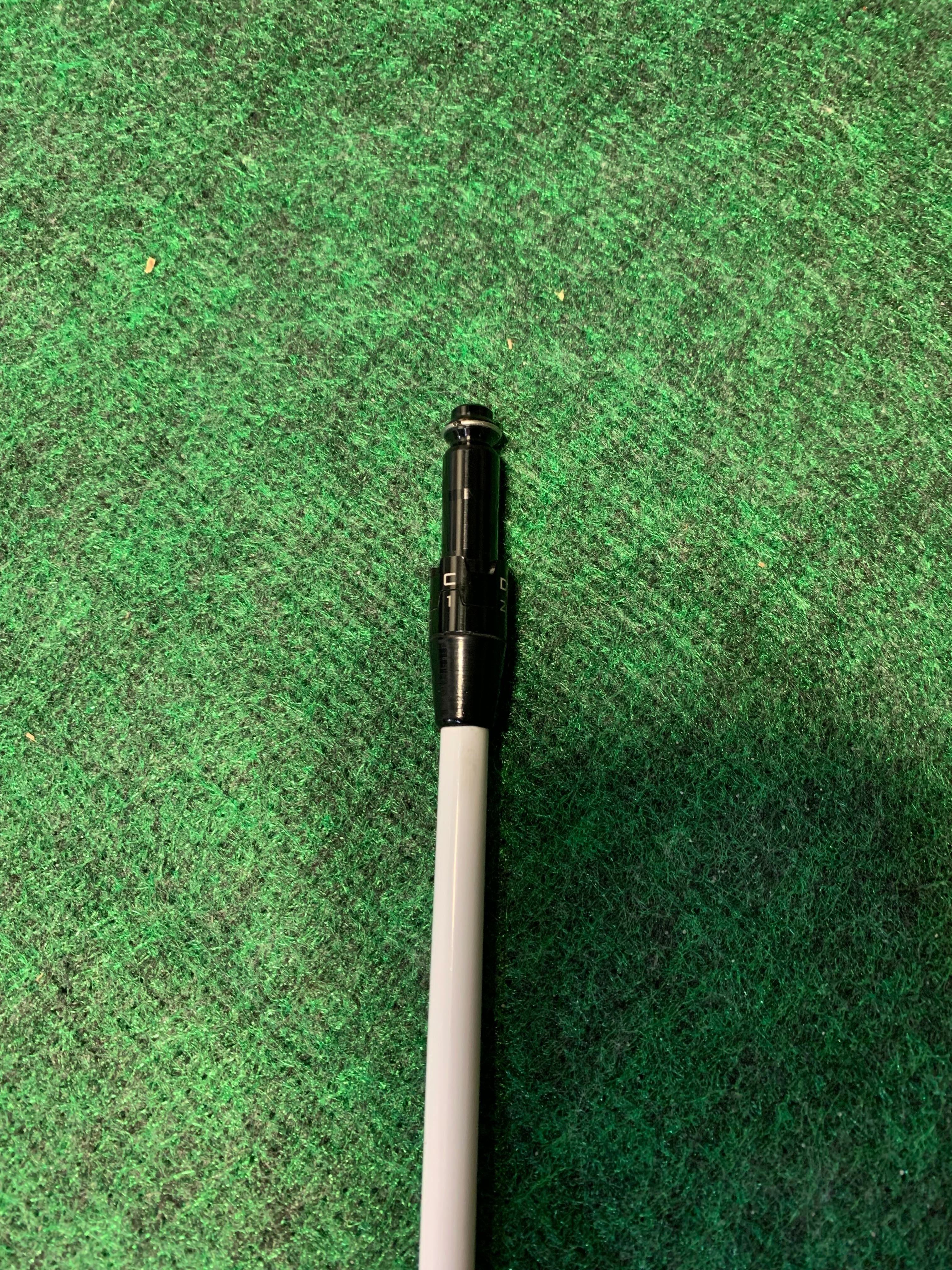 VA Composites Raijin Driver Shaft - Regular Flex - 44.5 in-Next Round