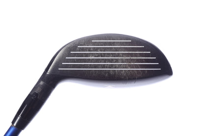 Used Titleist 913F 4-Wood - Right-Handed - 17 Degrees - Regular Flex