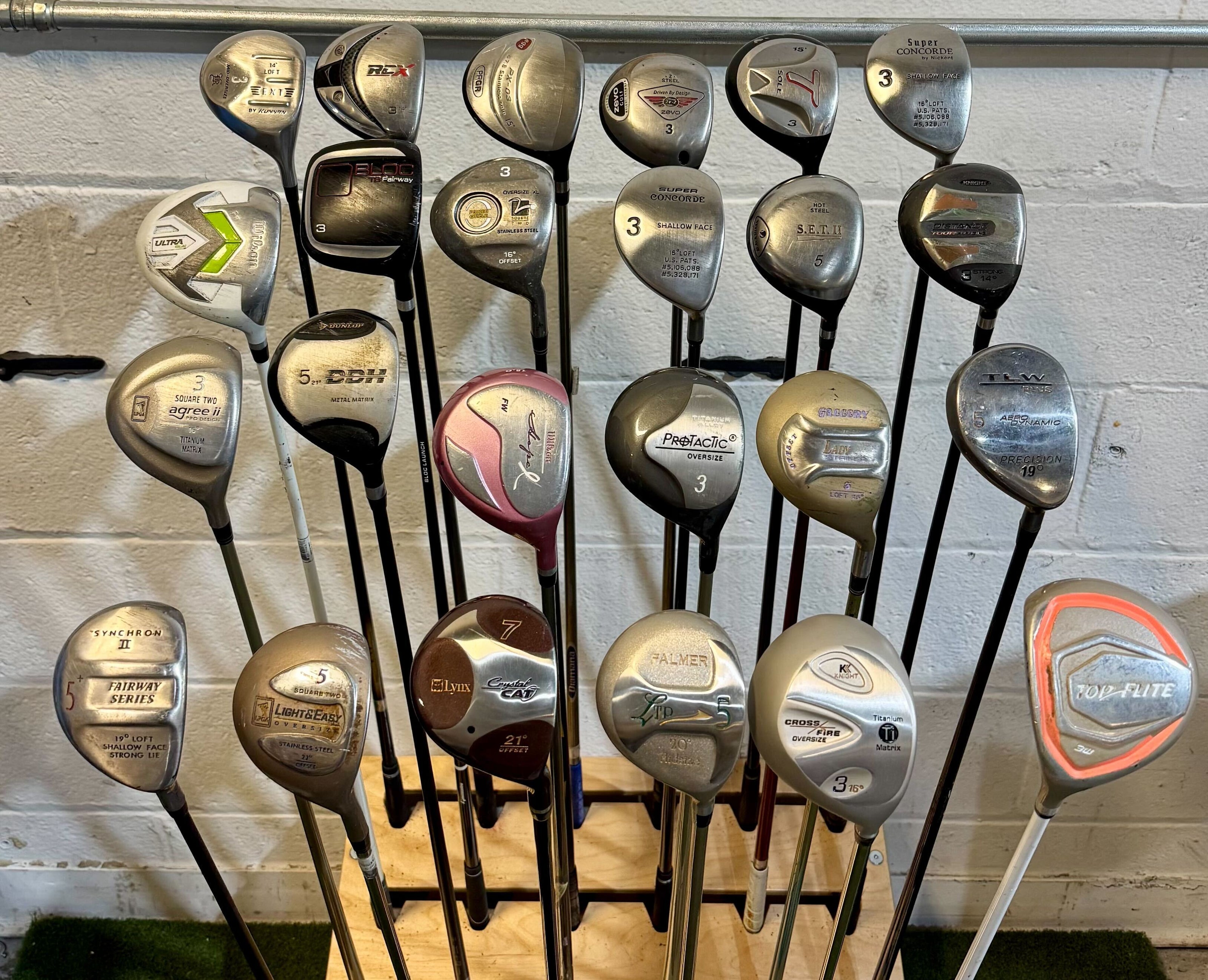 Wholesale Lot of 35 Golf Clubs - Assorted Fairway Woods