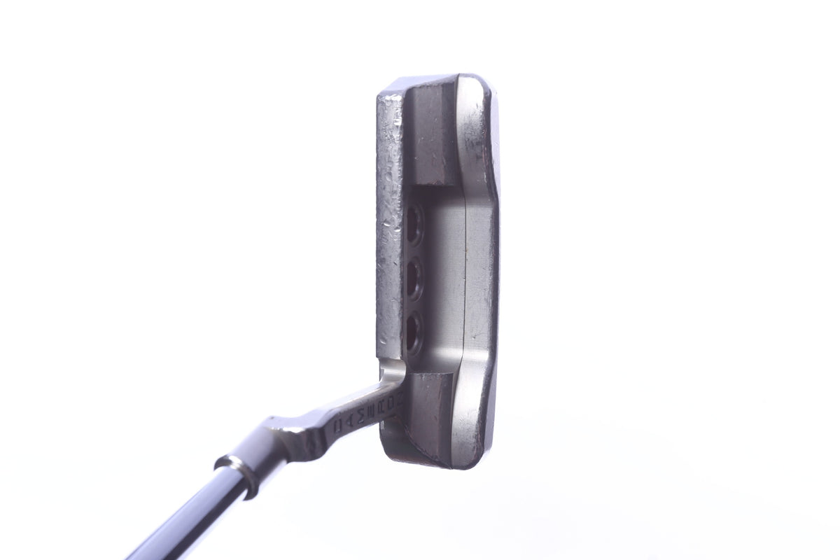 Used Titleist Scotty Cameron Select Newport Putter - Right-Handed - 34 in - Blade