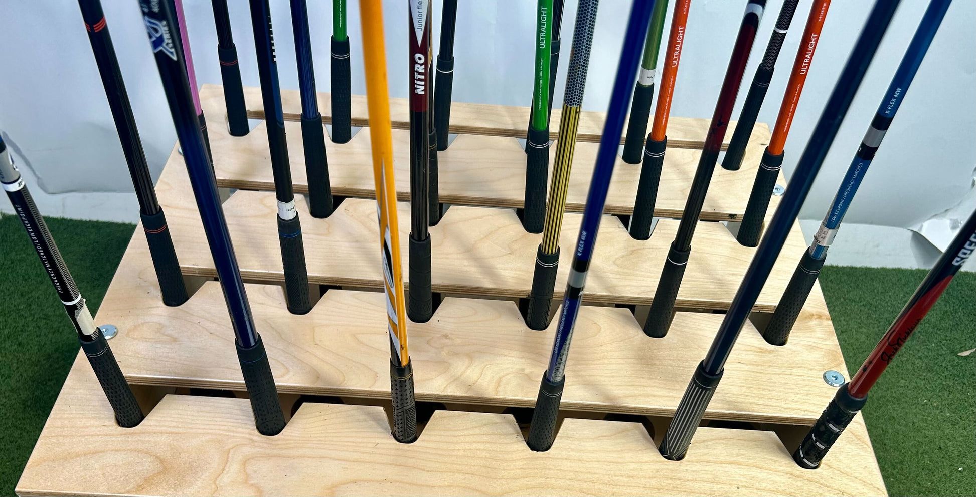 Wholesale lot of 24 Golf Clubs - Right and Left- Handed Kids Clubs- Callaway-Next Round