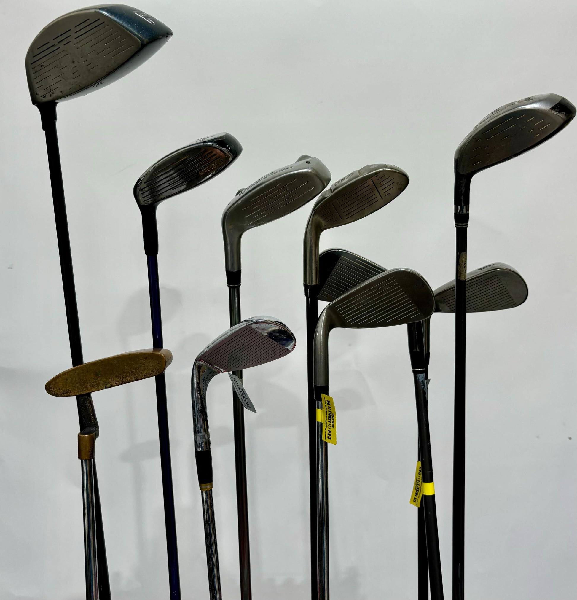 Wholesale Lot of 30 Golf Clubs - Assorted Golf Clubs-Next Round