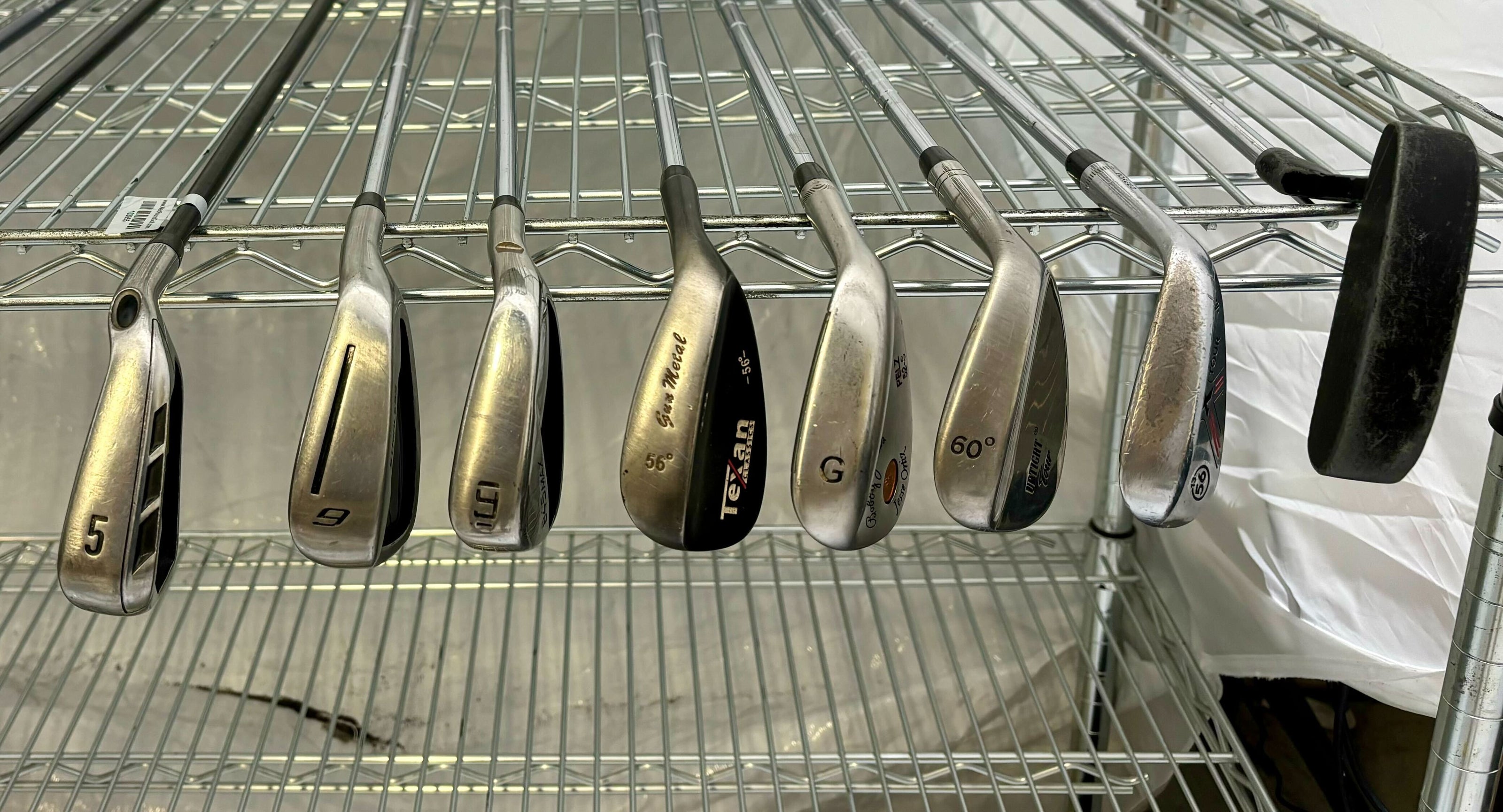Wholesale Lot of 30 Golf Clubs - Assorted Golf Clubs-Next Round