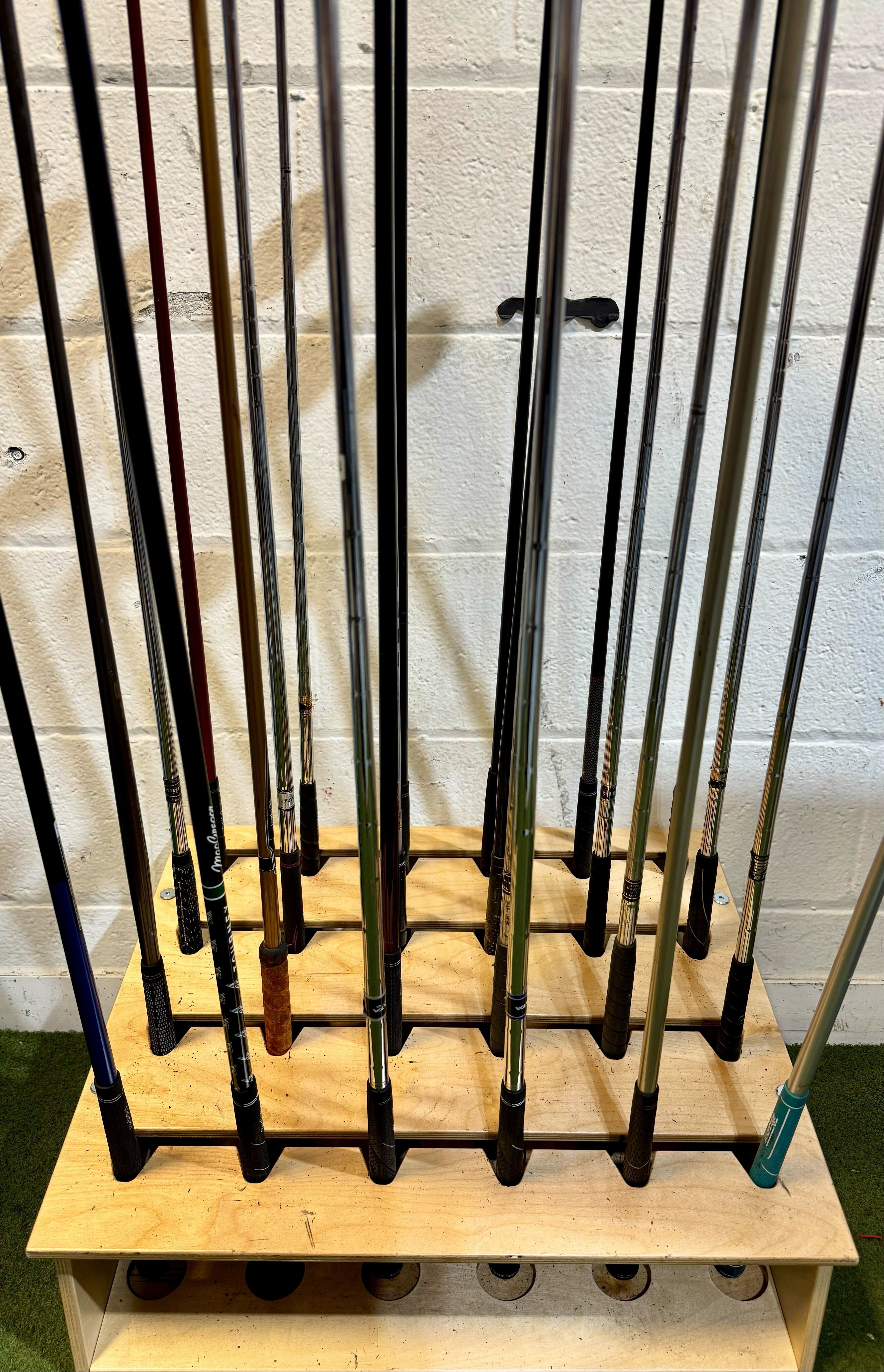 Wholesale Lot of 35 Golf Clubs - Assorted Hybrids - RH/LH - Mixed Flexes
