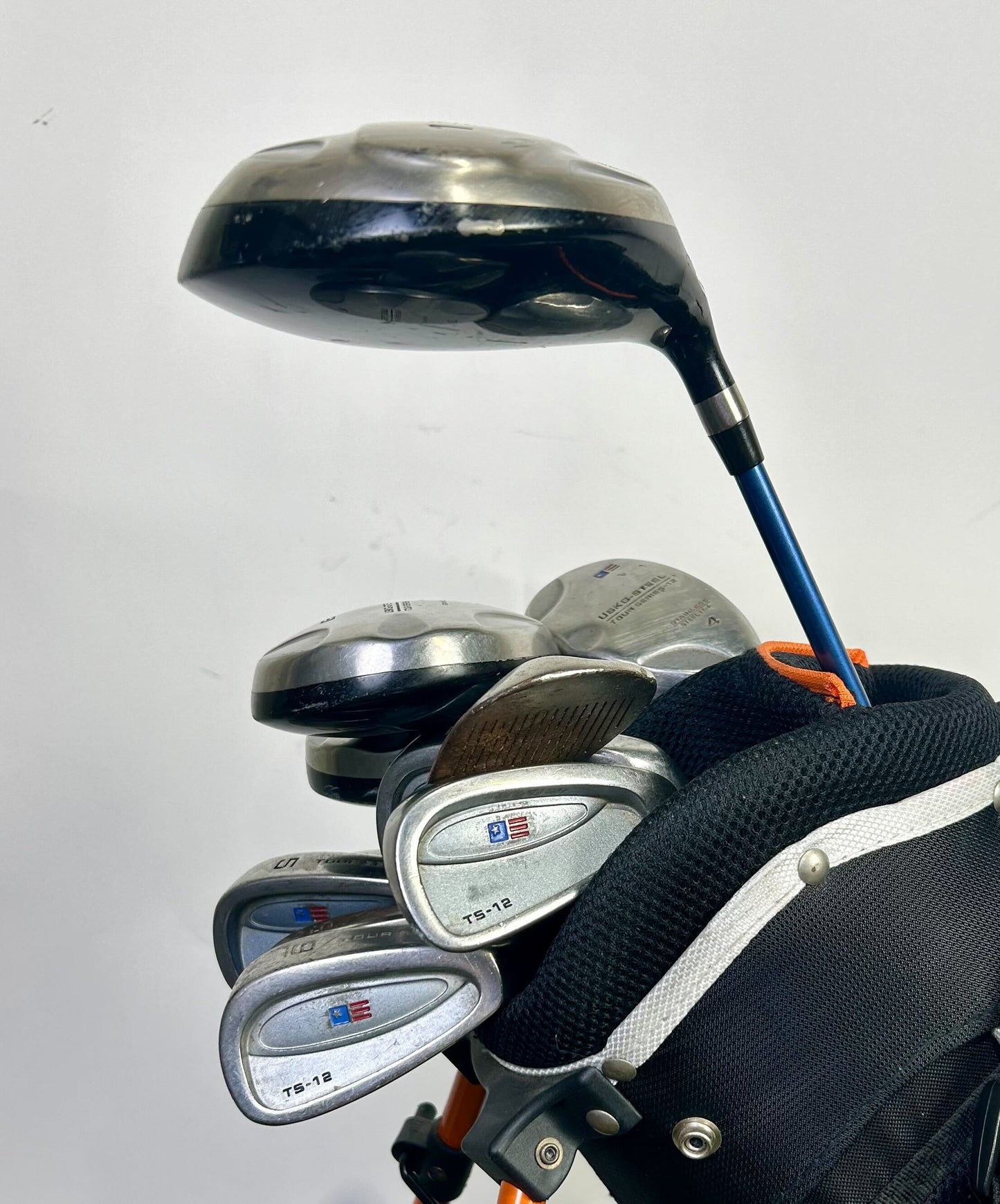 Maxfli Junior Bag - Includes Complete Right-Handed Tour Series U.S Kids Golf Set-Next Round