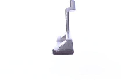 Used Titleist Scotty Cameron Select Newport Putter - Right-Handed - 34 in - Blade