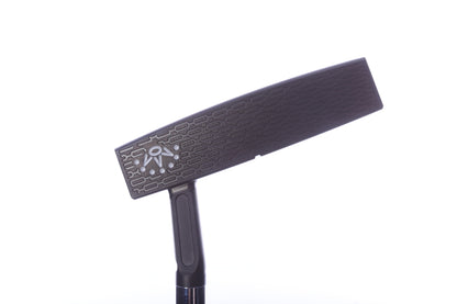 Used Titleist Scotty Cameron Phantom Black Limited 5.5 Putter - Right-Handed - 35 in - Mallet