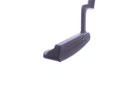 Used Titleist Scotty Cameron Select Newport Putter - Right-Handed - 34 in - Blade