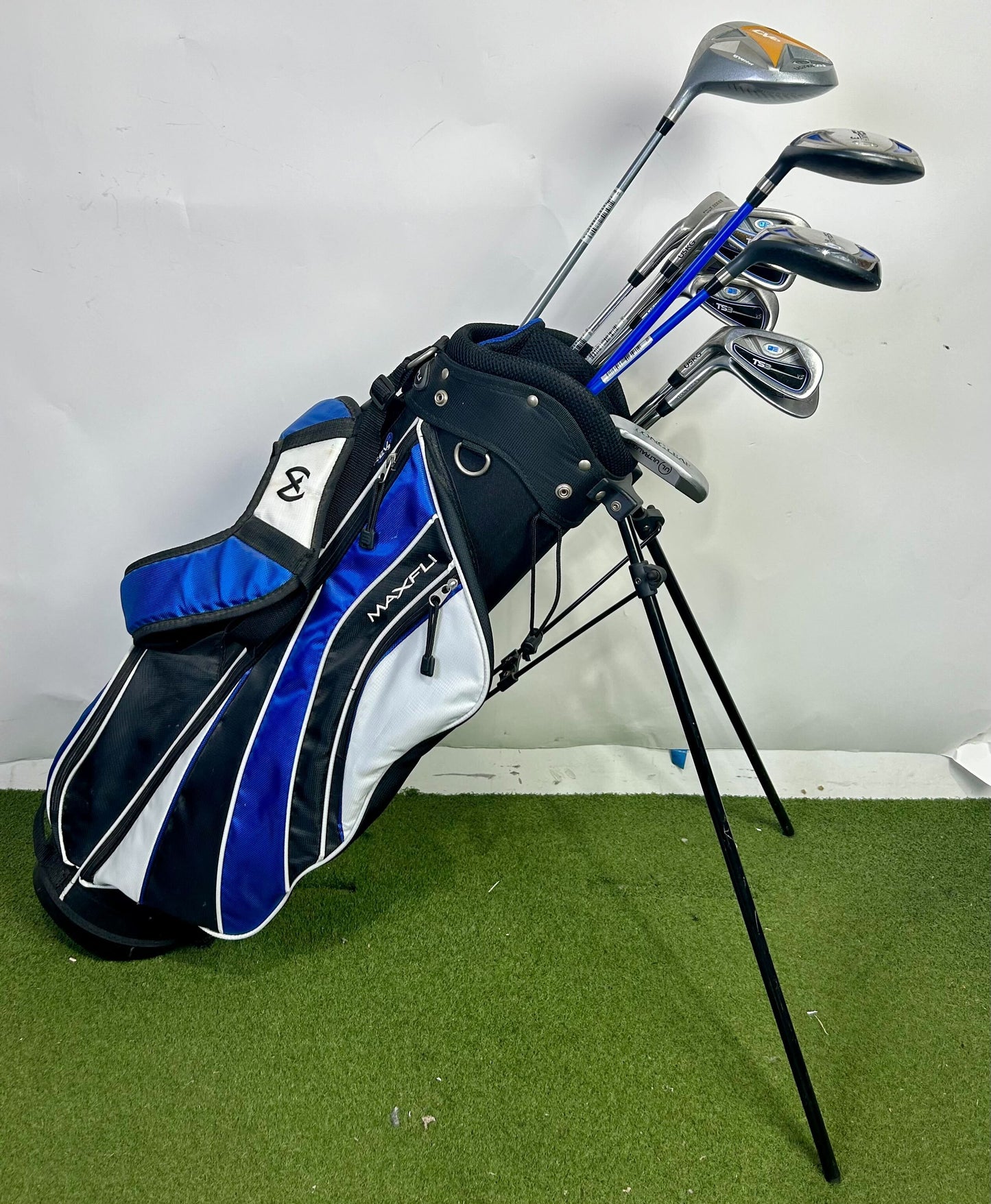 Maxfli Kids Golf Bag - Includes Complete Left-Handed U.S Kids Junior Golf Set-Next Round