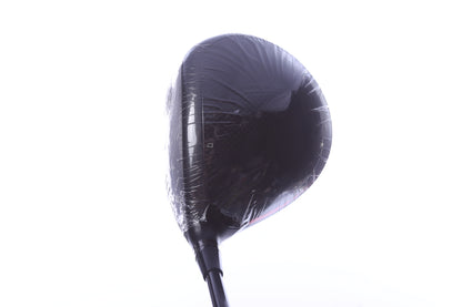 Wilson 2025 DYNAPWR Carbon Driver - 10.5 Degrees - Stiff Flex LA Golf Gold Series - Right-Handed