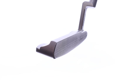 Used Titleist Scotty Cameron Special Select Newport Putter - Right-Handed - 34 in - Blade