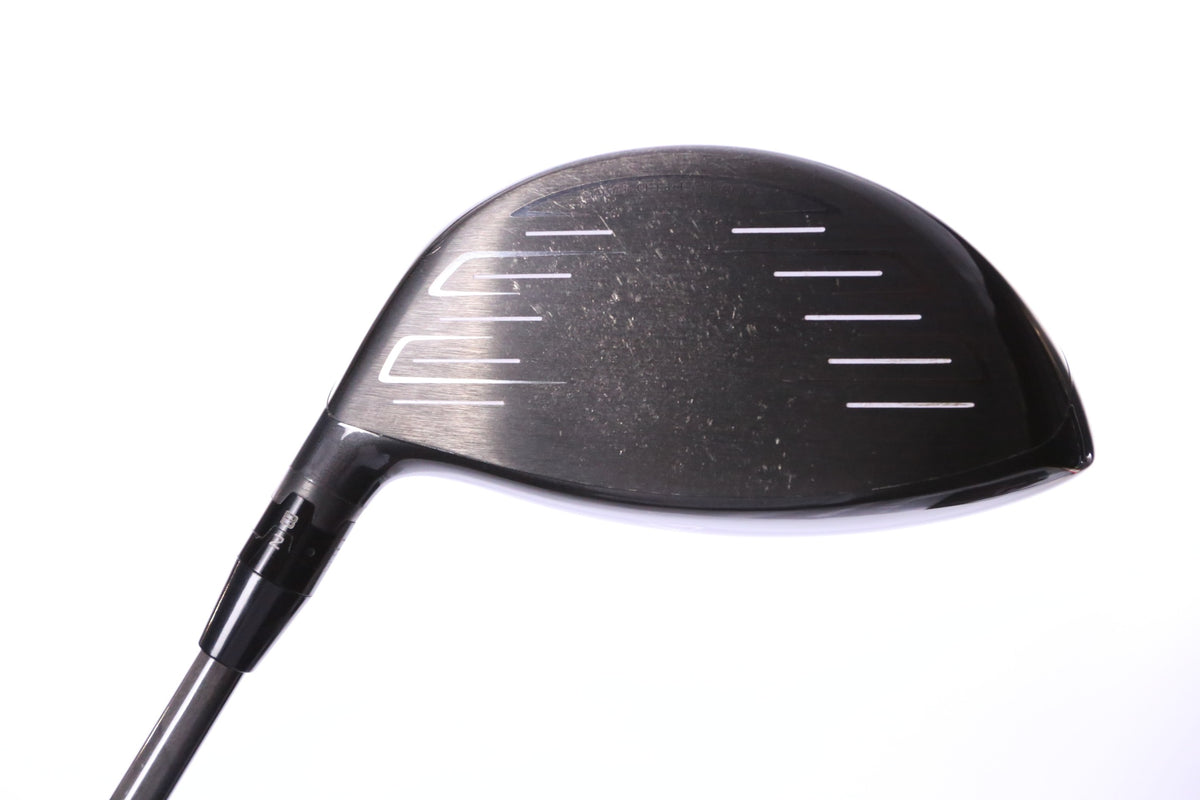 Used Titleist 917 D2 Driver - 9.5 Degrees - Regular Flex Mitsubishi Diamana M+ Red - Right-Handed