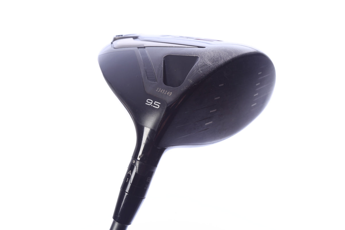 Used Titleist TS2 Driver - 9.5 Degrees - Stiff Flex Project X Hzrdus Smoke - Right-Handed