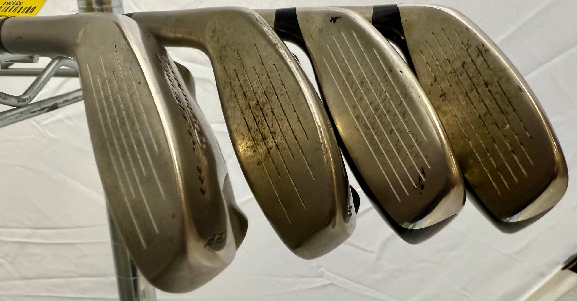 Wholesale Lot of 40 Golf Clubs - TaylorMade Rescue Dual & Rescue Hybrids-Next Round