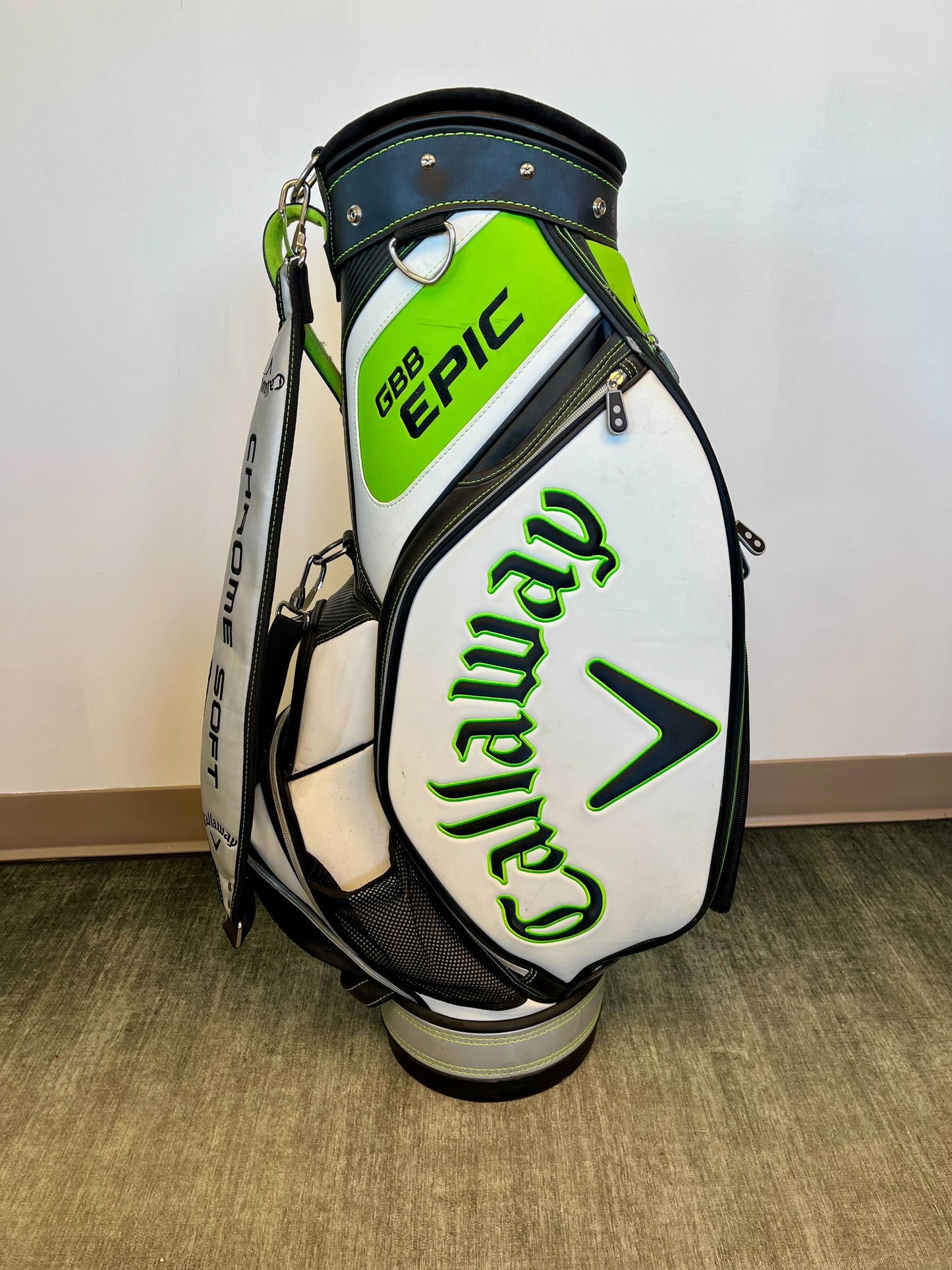 Callaway GBB Epic Staff Cart Bag 3 Dividers/7 pockets w/ Strap and Rain Cover-Next Round