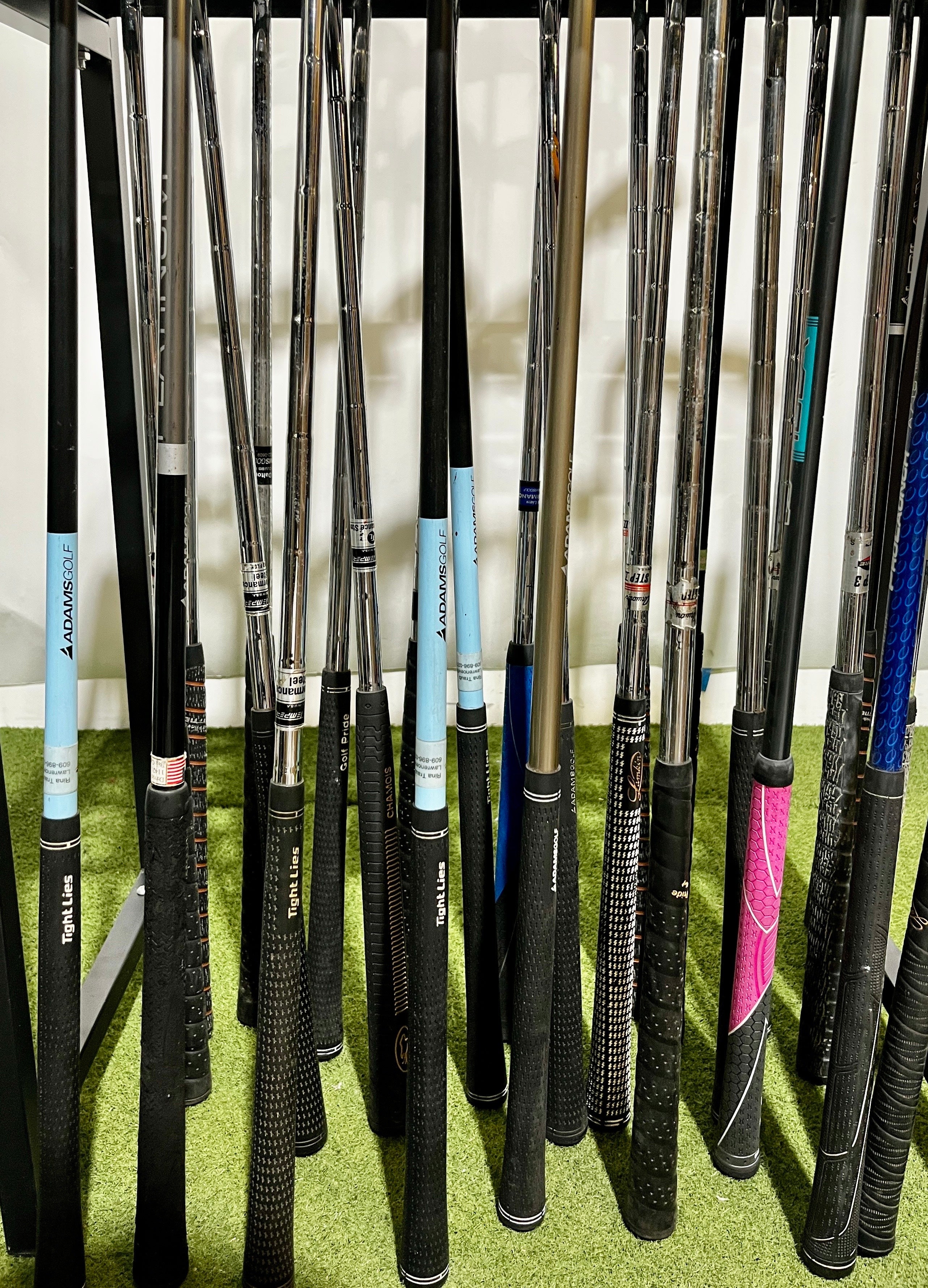 Wholesale Lot of 50 Golf Clubs - Assorted Single Irons and Wedges. Tommy Armour-Next Round