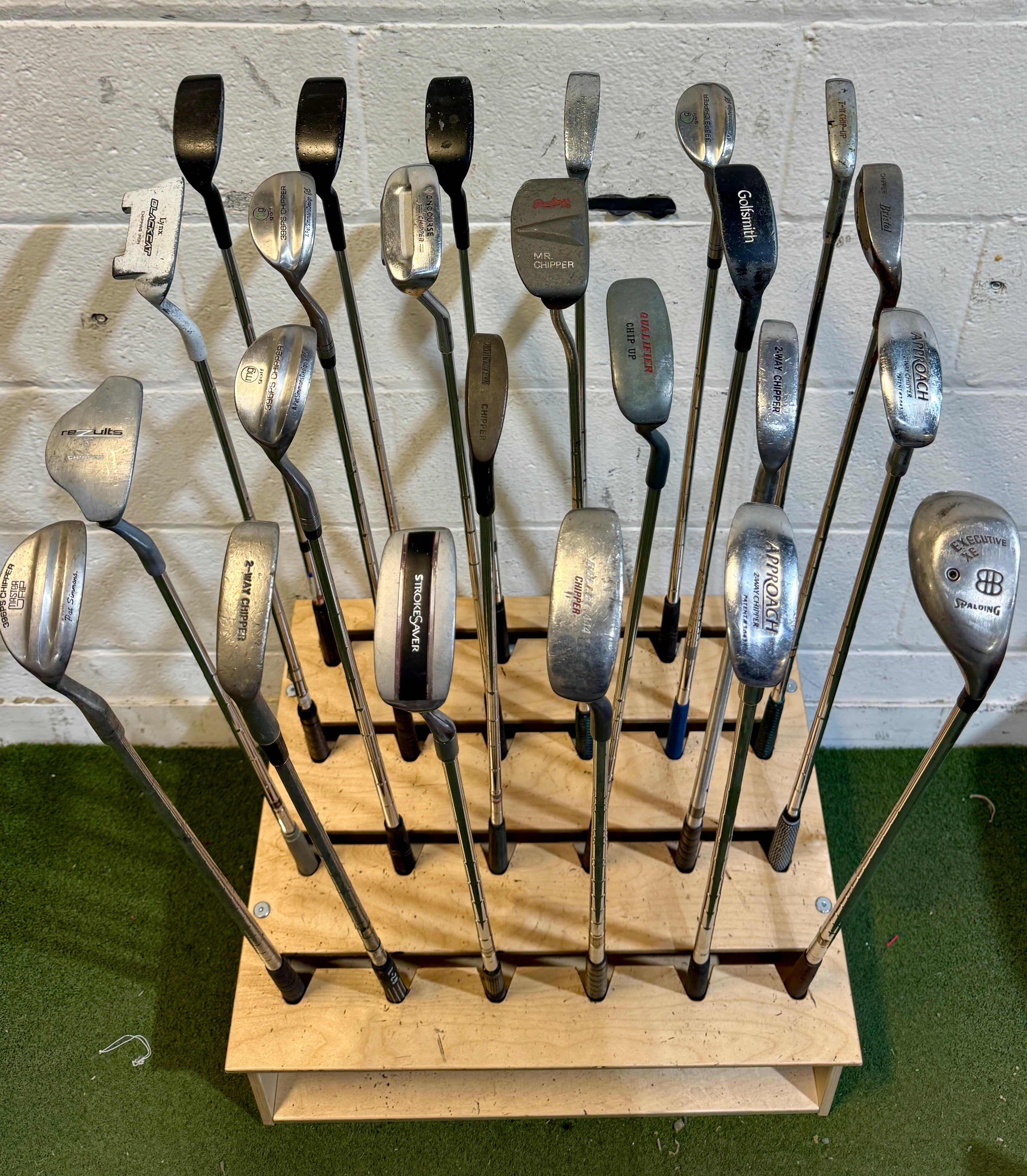 Wholesale Lot of 30 Golf Clubs - Assorted Wedges