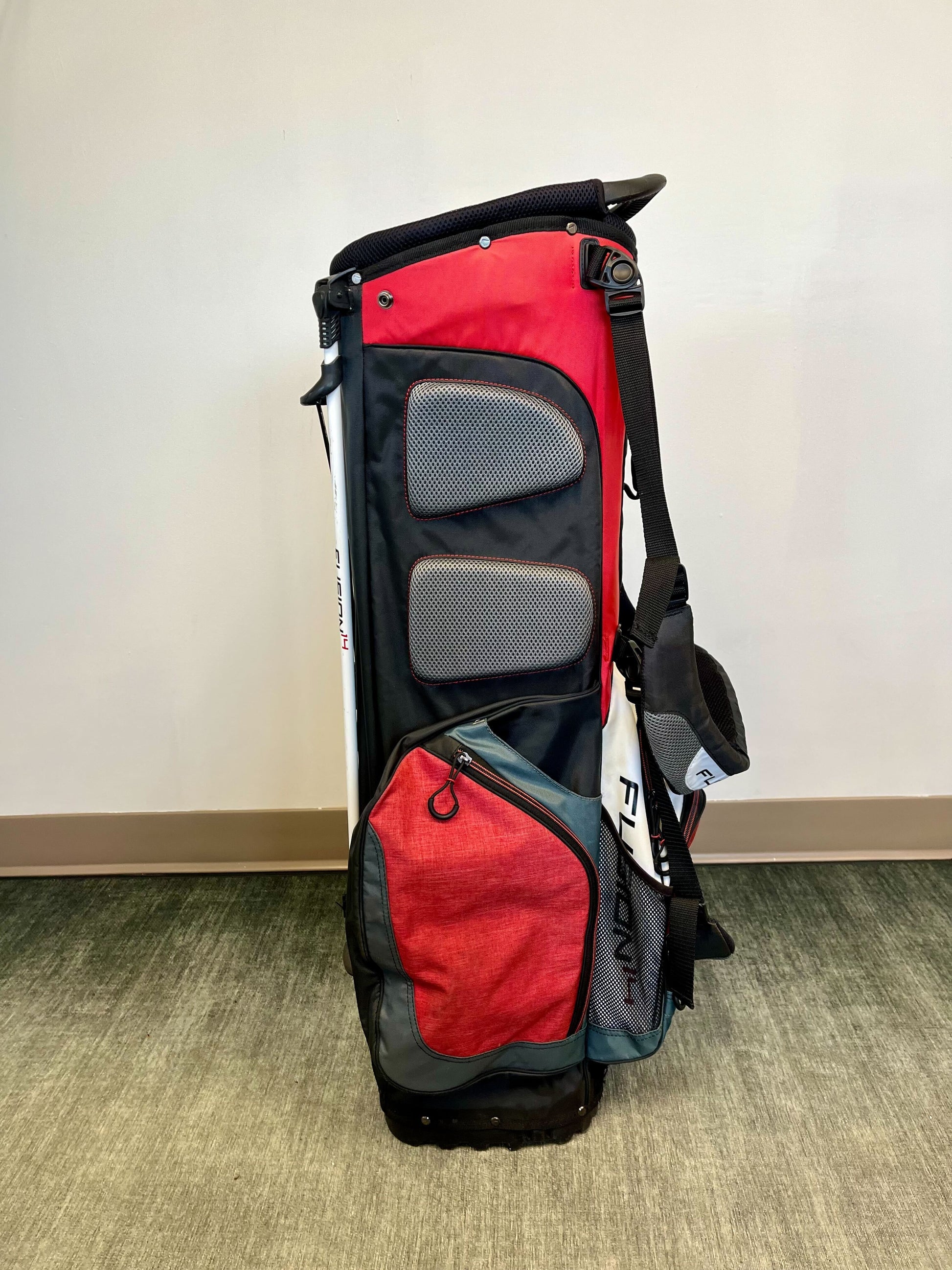 Callaway Fusion 14 Springfield G&CC Stand Bag 14 Dividers/6 Pockets with Strap-Next Round