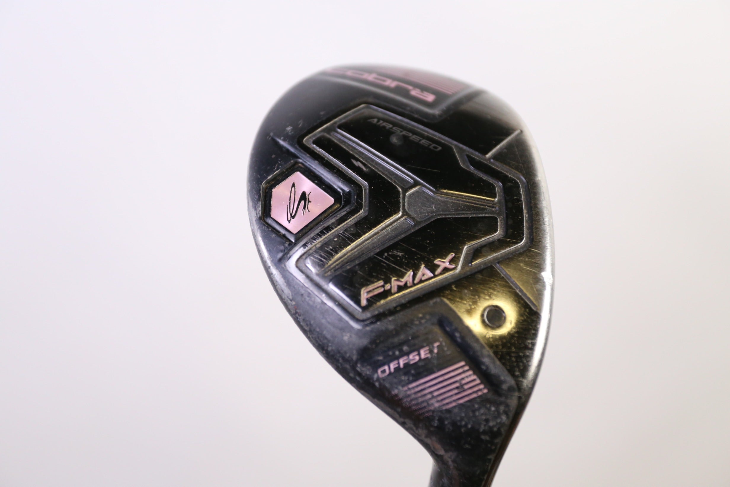 Série de fers Cobra F-Max Airspeed Lady sur Rue du Golf Série de fers Cobra F-Max Airspeed Lady sur Rue du Golf