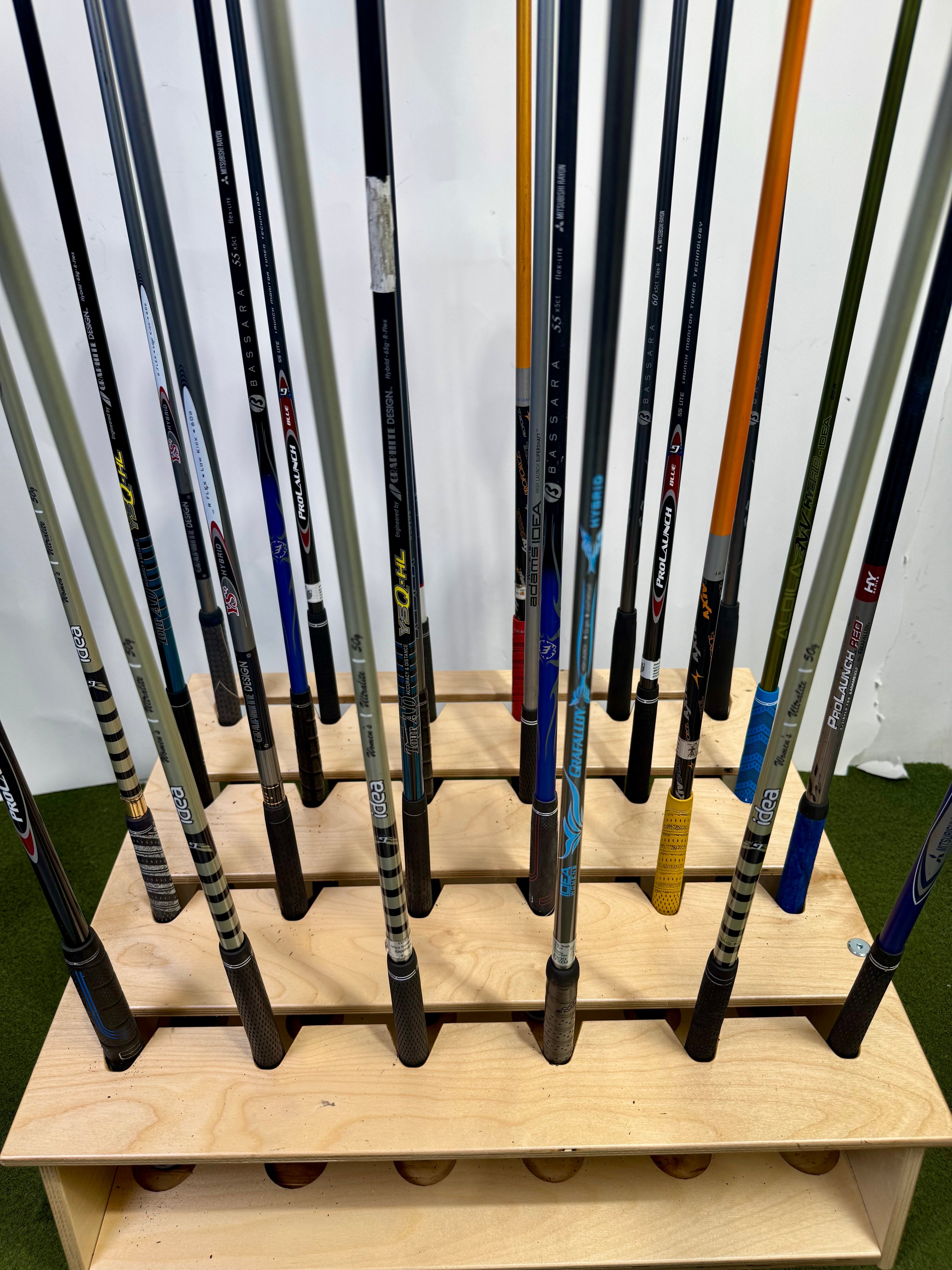 Wholesale Lot of 24 Adams Hybrids.-Next Round