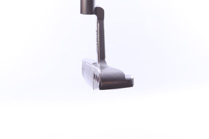 Used Titleist Scotty Cameron 2018 Select Newport Putter - Right-Handed - 33.5 in - Blade-Next Round