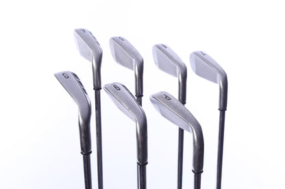 Used Callaway Razr X NG Iron Set - Left-Handed - 4-PW - Uniflex Flex-Next Round