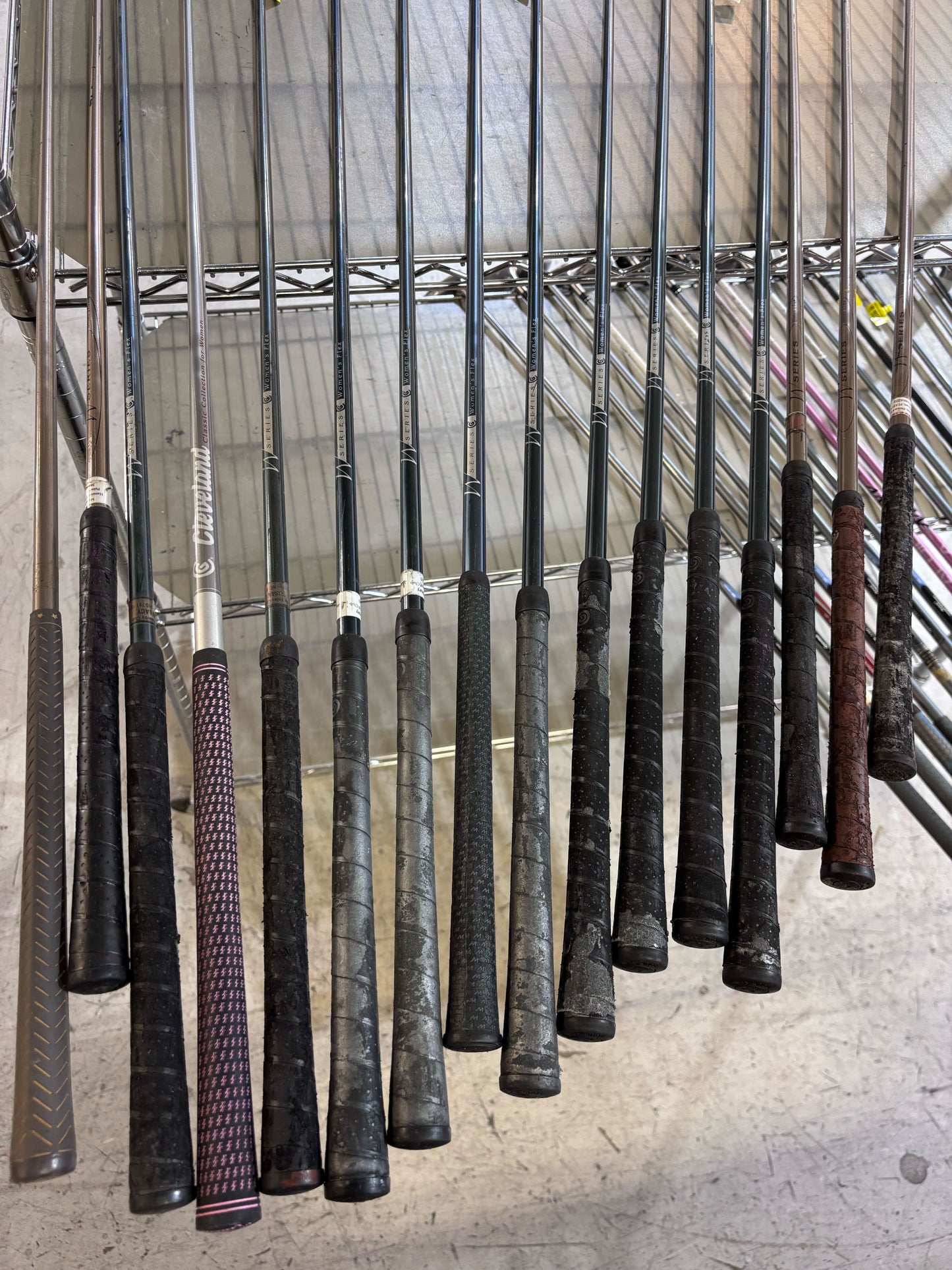 Wholesale Lot of 30 Assorted Ladies Fairway Woods-Next Round