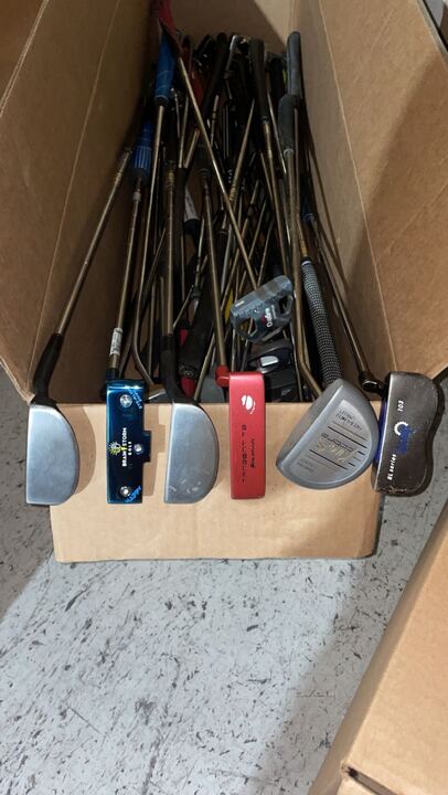 Wholesale Lot of 40 Mixed Putters Brainstorm, Wilson, Cobra, etc.-Next Round