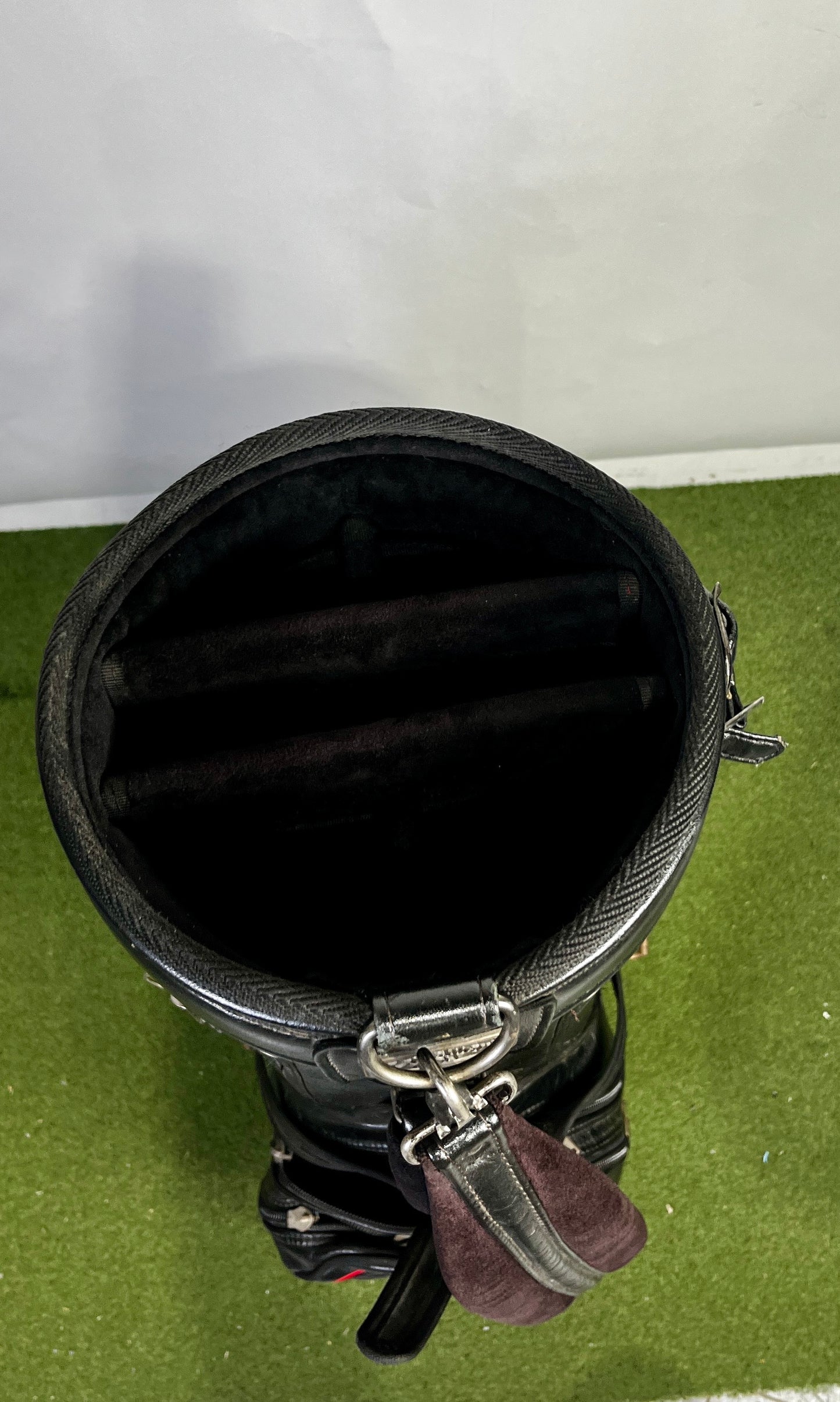 Big Bertha Callaway Staff Bag - 5 Dividers 5 Pockets- Black and White-Next Round