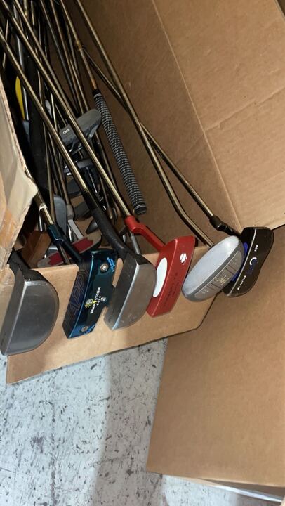 Wholesale Lot of 40 Mixed Putters Brainstorm, Wilson, Cobra, etc.-Next Round