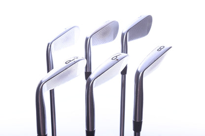 Used Titleist 620 CB Iron Set - Right-Handed - 5-PW - Stiff Flex