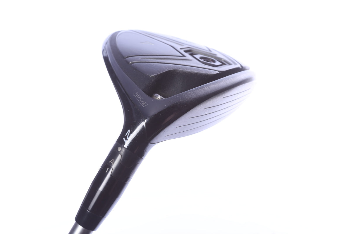 Used Titleist 915 F 7-Wood - Right-Handed - 21 Degrees - Regular Flex